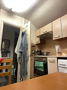 Snapshot of Yourhotboy_42 chatting on 02.15.25 Yourhotboy 42 online show from 02.15.25