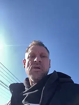 Snapshot of Yourhotboy_42 chatting on 03.21.25 Yourhotboy 42 online show from 03.21.25