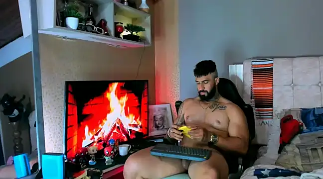 Snapshot of naugthy_dominant chatting on 12.02.24 naugthy dominant online show from 12.02.24