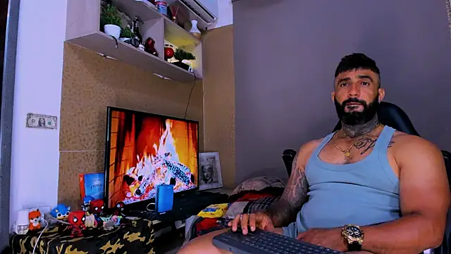 Snapshot of naugthy_dominant chatting on 12.07.24 naugthy dominant online show from 12.07.24