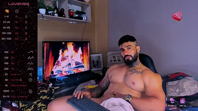 Snapshot of naugthy_dominant chatting on 12.08.24 naugthy dominant online show from 12.08.24