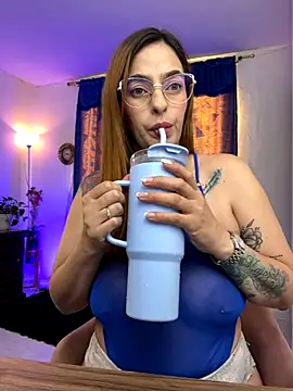 Alessandra Schmoll online show from 11.20.25