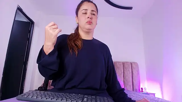 diane di online show from 11.19.25