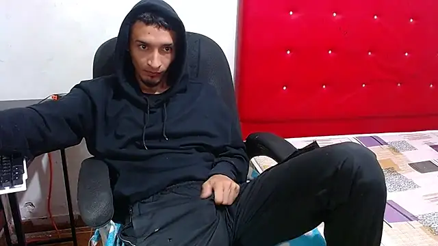 Snapshot of jarley_joker3 chatting on 11.30.25 jarley joker3 online show from 11.30.25