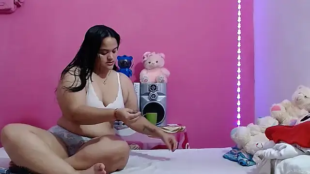 brunnette hot online show from 07.15.26
