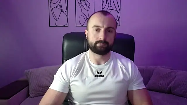 brindlefly6969 online show from 11.10.25