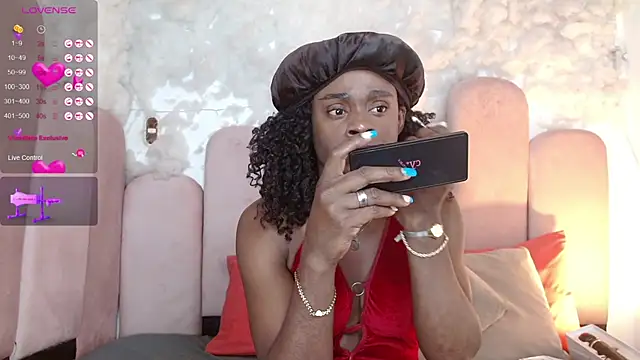 puca ebony online show from 04.11.26