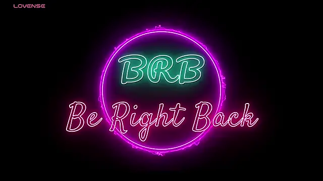 Snapshot of Ari-Hall chatting on 01.23.25 Ari-Hall online show from 01.23.25