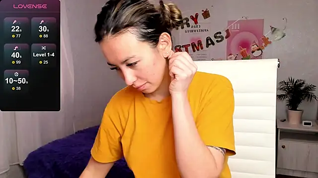 Geisha Anna online show from 12.19.25