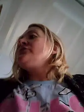 Snapshot of lady_charlyne chatting on 01.19.25 lady charlyne online show from 01.19.25