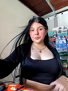 bella isabela online show from 09.13.25