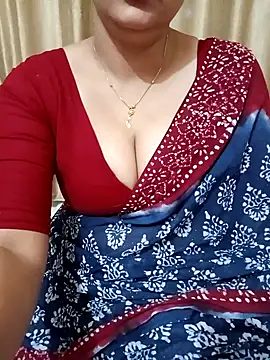 Snapshot of Priya_Boudi chatting on 12.06.24 Priya Boudi online show from 12.06.24