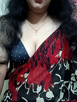 Snapshot of Priya_Boudi chatting on 10.25.25 Priya Boudi online show from 10.25.25