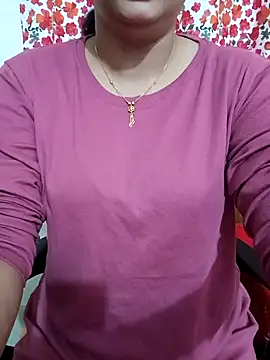 Snapshot of Priya_Boudi chatting on 12.17.25 Priya Boudi online show from 12.17.25