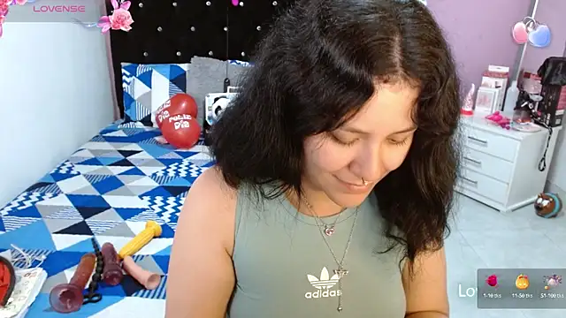 Snapshot of soniafuckboobs chatting on 03.15.25 soniafuckboobs online show from 03.15.25