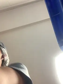 Enzo Thomas online show from 10.24.25