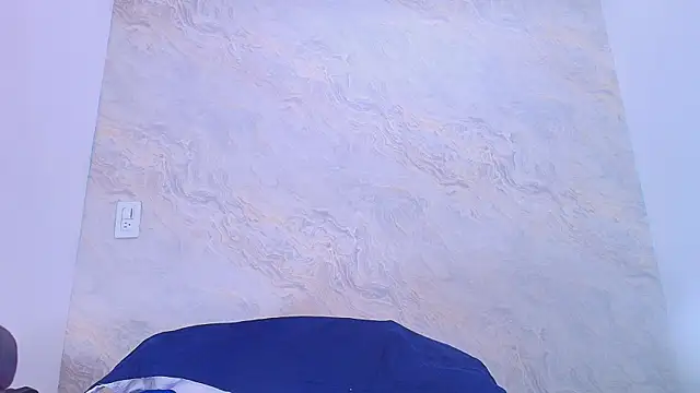 Snapshot of sofi_balvin chatting on 03.08.25 sofi balvin online show from 03.08.25