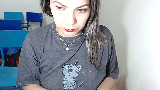 Snapshot of Chantal_hott chatting on 12.04.25 Chantal hott online show from 12.04.25