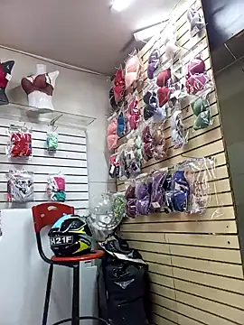 Paula382023 online show from 02.05.25