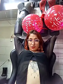 Paula382023 online show from 02.10.25