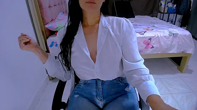 BitterMomXxx online show from 05.26.26
