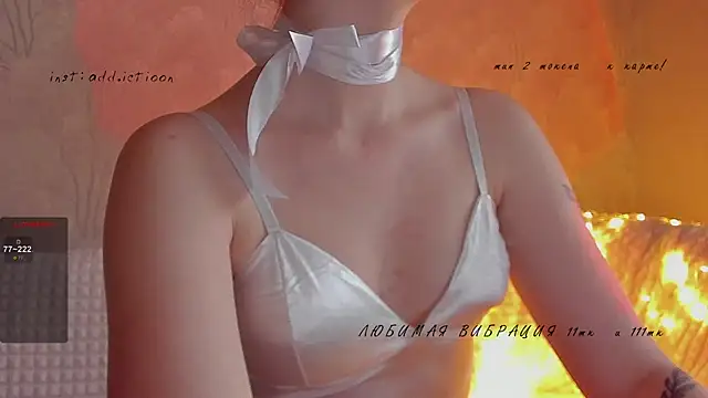 Snapshot of elena_addiction chatting on 01.07.25 elena addiction online show from 01.07.25