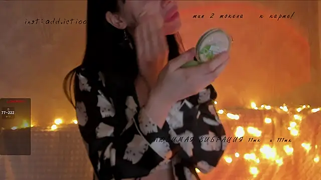 Snapshot of elena_addiction chatting on 01.09.25 elena addiction online show from 01.09.25