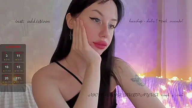 Snapshot of elena_addiction chatting on 01.18.25 elena addiction online show from 01.18.25