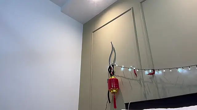 ChocolateCakeQueen online show from 03.10.25