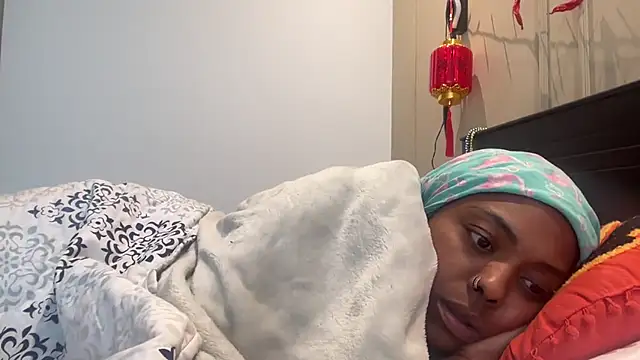 ChocolateCakeQueen online show from 03.15.25