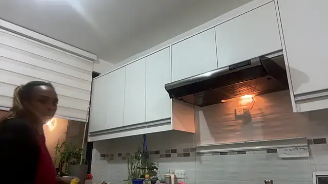 ChocolateCakeQueen online show from 10.05.25