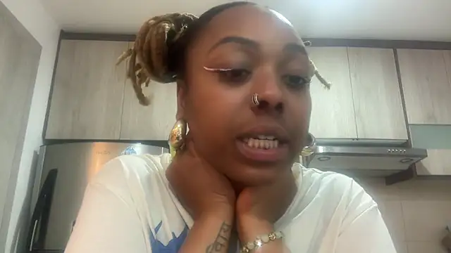 ChocolateCakeQueen online show from 01.10.26