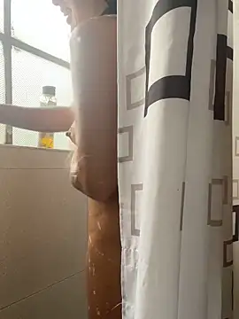 hannahb-e online show from 03.12.25