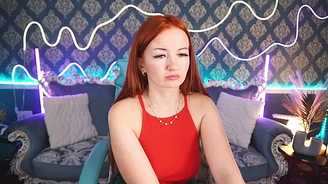 Marina Mur  online show from 02.02.25