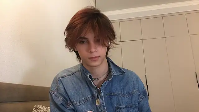 Snapshot of k0sta_ chatting on 12.31.24 k0sta online show from 12.31.24