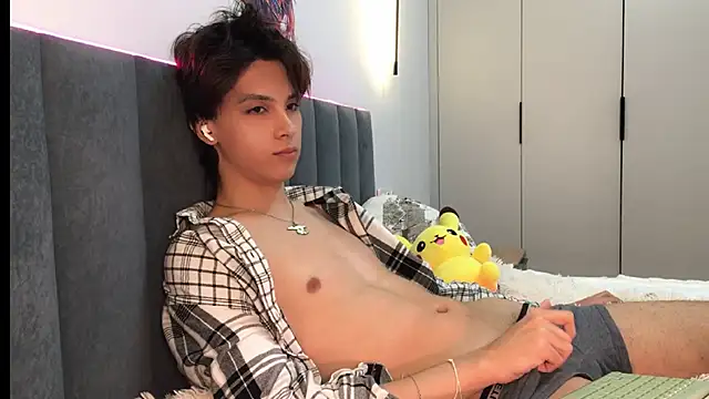 Snapshot of k0sta_ chatting on 02.15.25 k0sta online show from 02.15.25