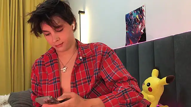 Snapshot of k0sta_ chatting on 02.24.25 k0sta online show from 02.24.25