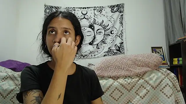 AlinaWoolf  online show from 12.27.24