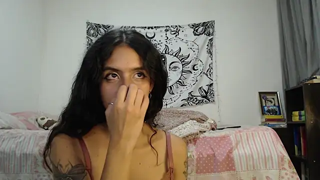 AlinaWoolf  online show from 01.11.25