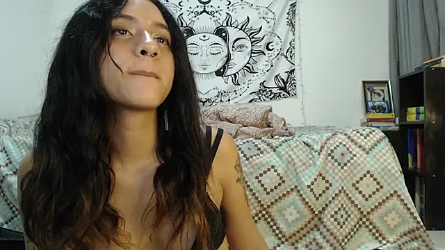 AlinaWoolf  online show from 02.02.25