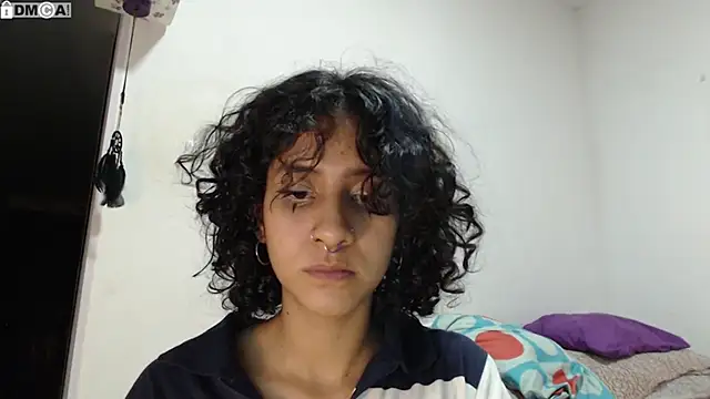 AlinaWoolf  online show from 12.14.25