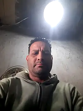 Snapshot of hecwil8 chatting on 09.23.25 hecwil8 online show from 09.23.25