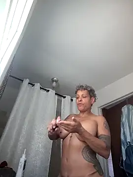 CeceilaMoon online show from 04.15.26