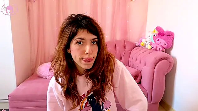 Snapshot of AuroraKatsy chatting on 10.21.25 AuroraKatsy online show from 10.21.25