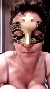 Snapshot of Masquegirlmysterious chatting on 02.21.26 Masquegirlmysterious online show from 02.21.26