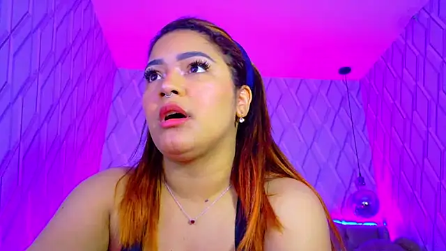 NicolleTaylor online show from 10.20.25