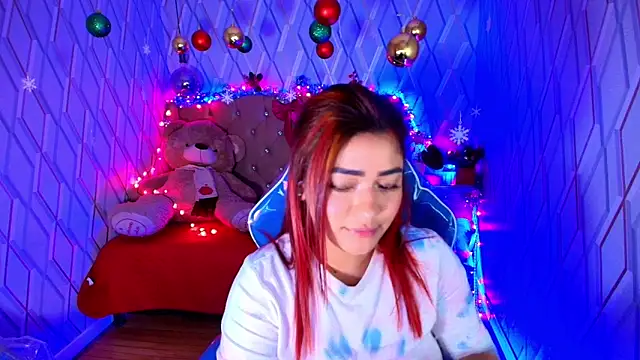 NicolleTaylor online show from 12.19.25