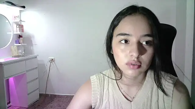 Snapshot of aineangeel chatting on 11.14.25 aineangeel online show from 11.14.25