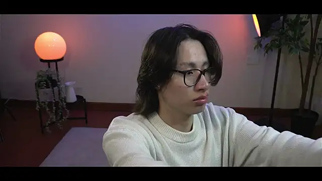 Snapshot of SrLuis18 chatting on 02.11.25 SrLuis18 online show from 02.11.25