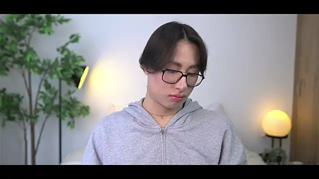 SrLuis18 online show from 01.08.26